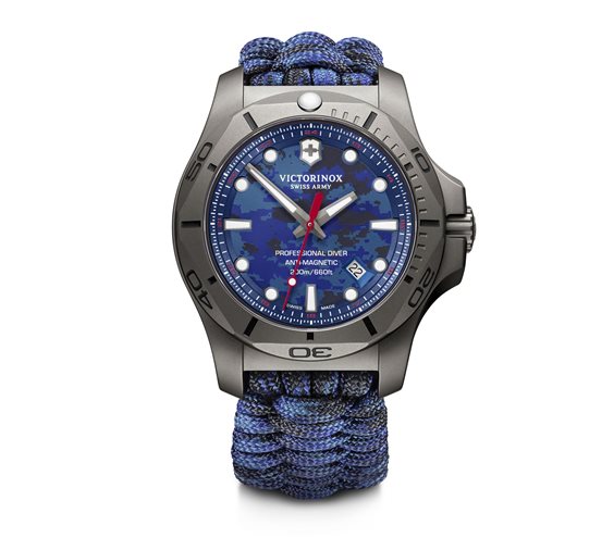 Victorinox 241802.1 - Orologio Uomo Al Quarzo Con Cinturino In Acciaio Inossidabile E Vetro Zaffiro - Fabbricato In Svizzera